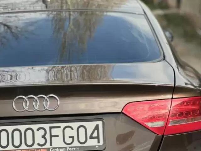 Audi A5, 2011 1, avtobaza.tj