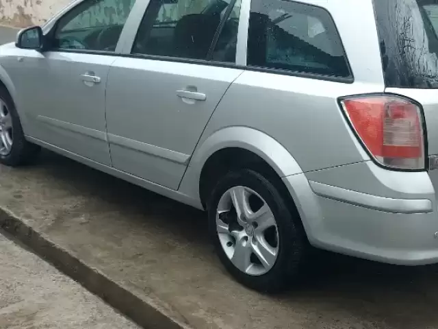 Opel Astra H 1, avtobaza.tj Opel Astra H 1, avtobaza.tj