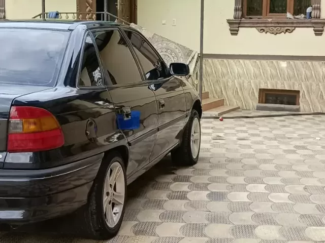 Opel Astra F 1, avtobaza.tj