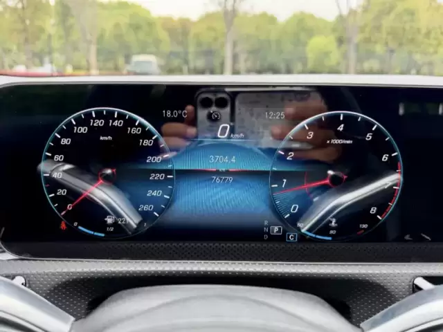 Mercedes-Benz A class, 2019 1, avtobaza.tj