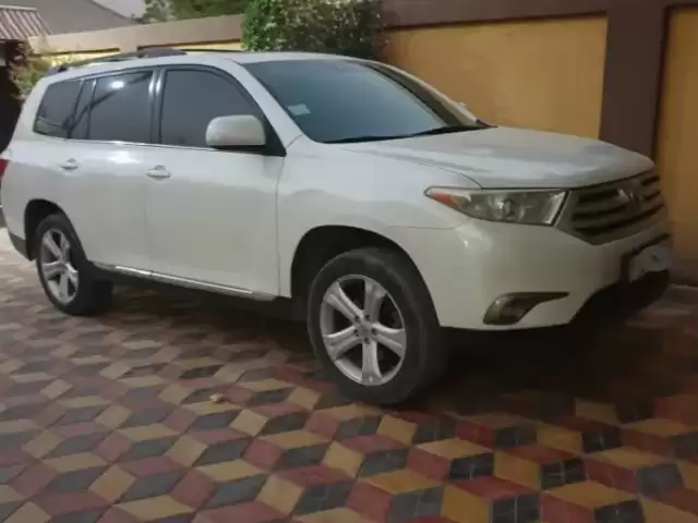 Toyota Highlander, 2014 1, avtobaza.tj