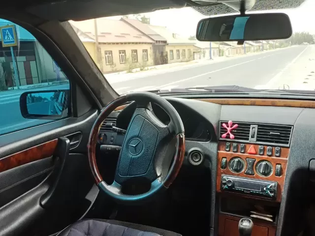 Mercedes-Benz C class, 1998 1, avtobaza.tj