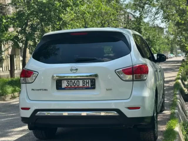 Nissan Pathfinder, 2014 1, avtobaza.tj