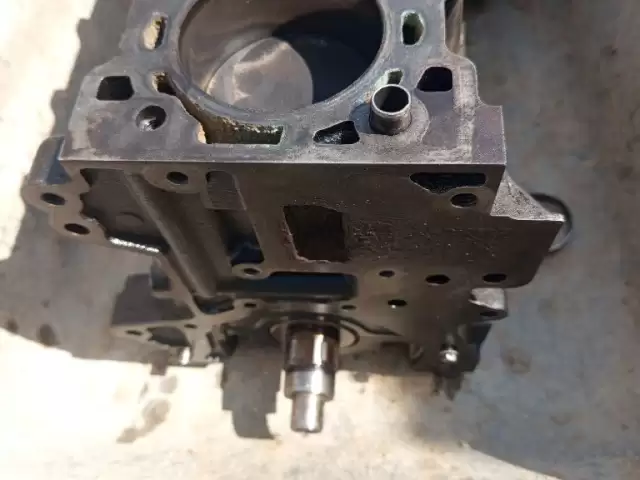 1.6 твинпорт мотор ба запчасть 1, avtobaza.tj