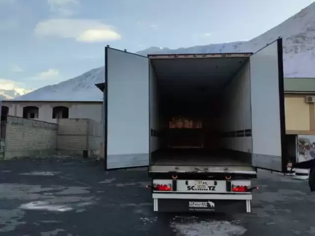 Рефрижератор Mercedes Actros 1844, 2014 1, avtobaza.tj Рефрижератор Mercedes Actros 1844, 2014 1, avtobaza.tj