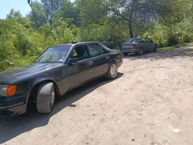 Mercedes-Benz W124, 1992 1, avtobaza.tj