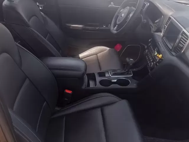 Kia Sportage, 2017 1, avtobaza.tj