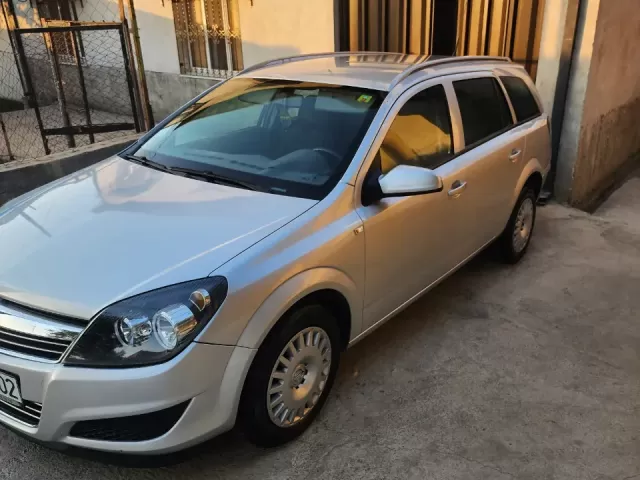 Opel Astra H, 2009 1, avtobaza.tj