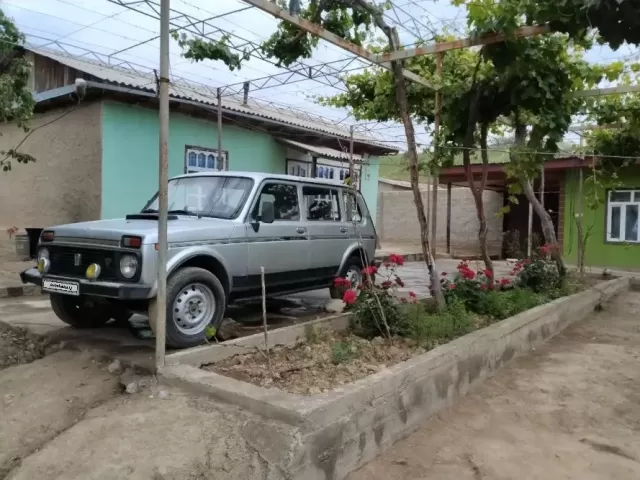 ВАЗ(Lada) Нива 5-ти дверный 1, avtobaza.tj