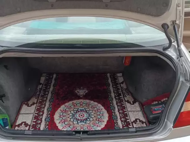 BMW 3 Series 318i 1, avtobaza.tj