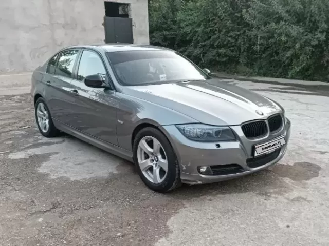 BMW 3 Series 320 1, avtobaza.tj