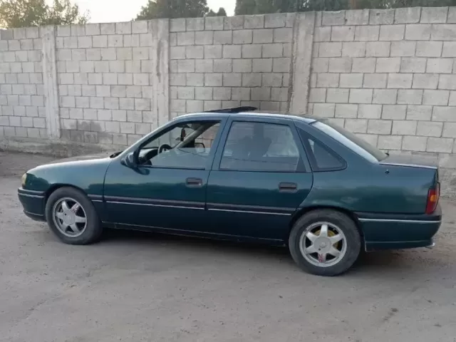 Opel Vectra A, 1995 1, avtobaza.tj