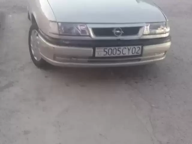 Opel Vectra A, 1993 1, avtobaza.tj Opel Vectra A, 1993 1, avtobaza.tj