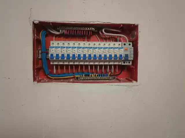 Услуги Электромонтажник 1, farmo.tj