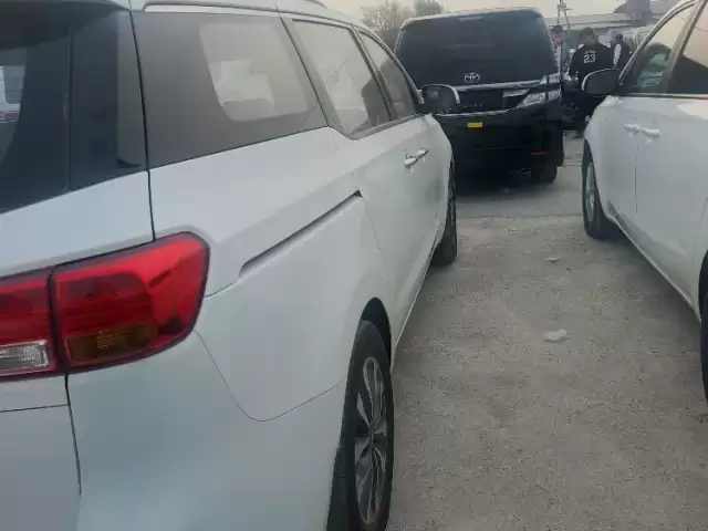 Kia Carnival, 2014 1, avtobaza.tj Kia Carnival, 2014 1, avtobaza.tj