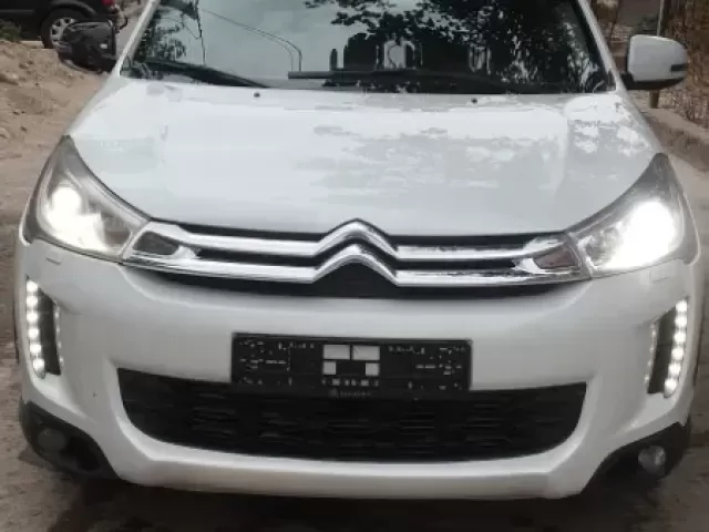 Citroen C4 1, avtobaza.tj