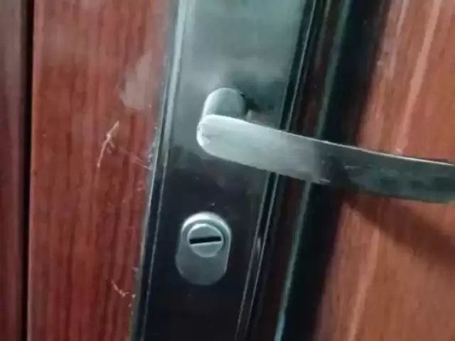 Ремонт дверных ручек и замков 1, farmo.tj