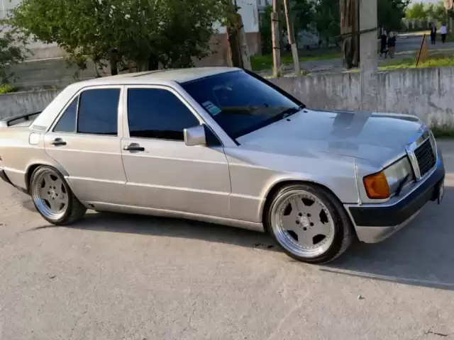 Mercedes-Benz 190, 1990 1, avtobaza.tj