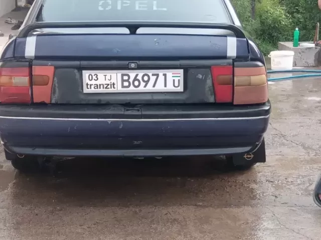 Opel Vectra A 1, avtobaza.tj