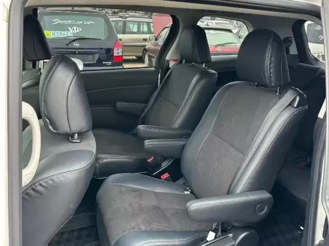 Toyota Estima, 2016 1, avtobaza.tj