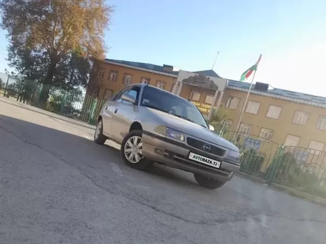 Opel Astra F 1, avtobaza.tj