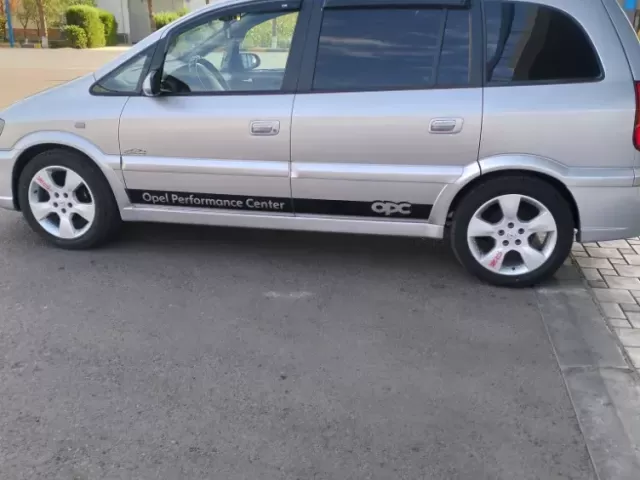 Opel Zafira 1, avtobaza.tj