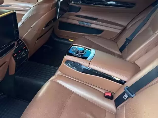 BMW 7-Series 730, 2014 1, avtobaza.tj
