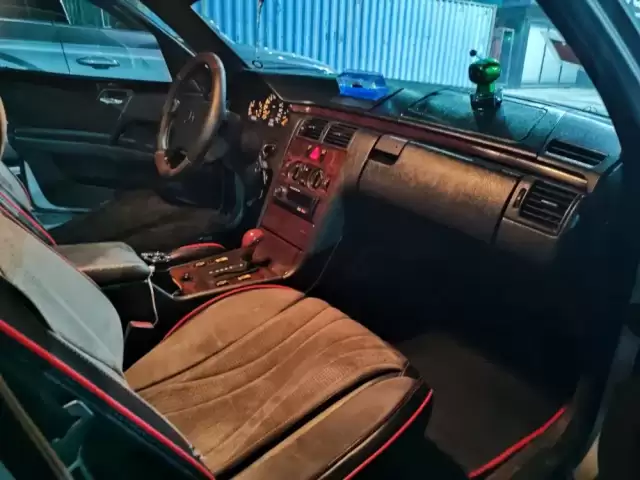 Mercedes-Benz E class, 1996 1, avtobaza.tj