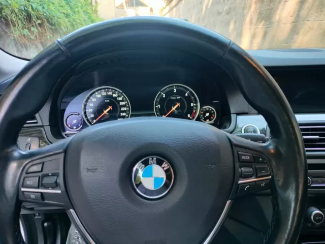 BMW 5 Series 520 1, avtobaza.tj