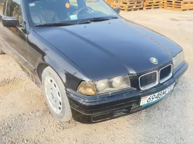 BMW 3 Series 320i, 1992 1, avtobaza.tj