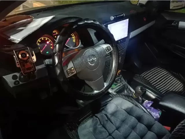 Opel Astra H, 2006 1, avtobaza.tj