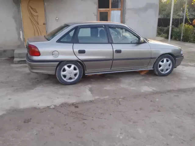 Opel Astra F 1, avtobaza.tj