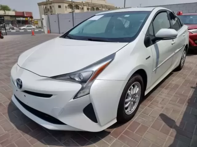 Toyota Prius 1, avtobaza.tj