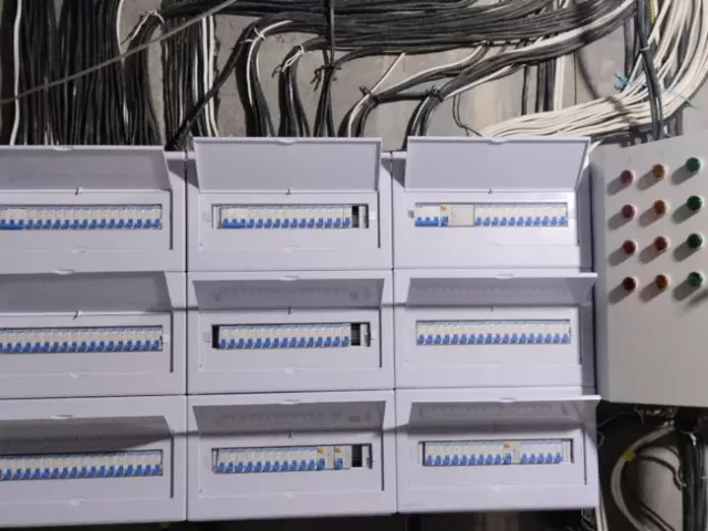 Услуги электрика 1, farmo.tj