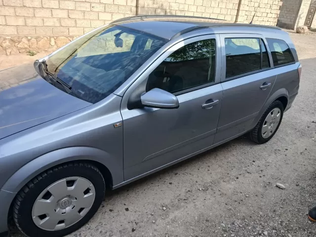 Opel Astra H 1, avtobaza.tj