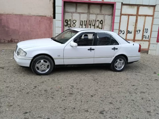 Mercedes-Benz C class 1, avtobaza.tj