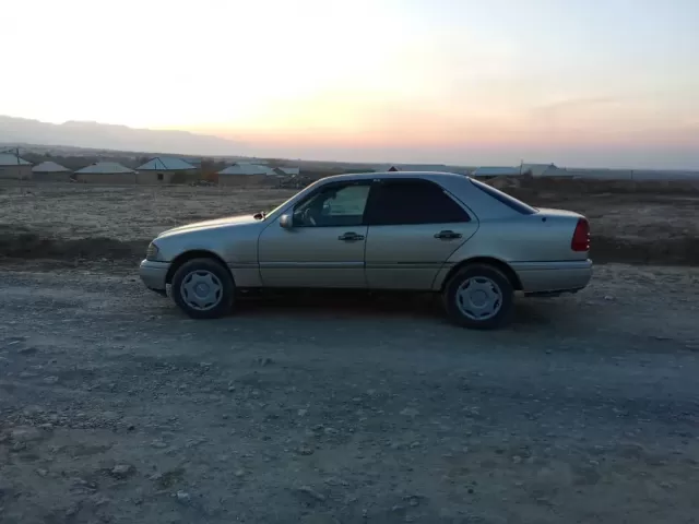 Mercedes-Benz C class 1, avtobaza.tj