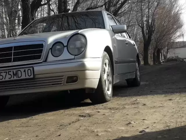 Mercedes-Benz E class, 1996 1, avtobaza.tj