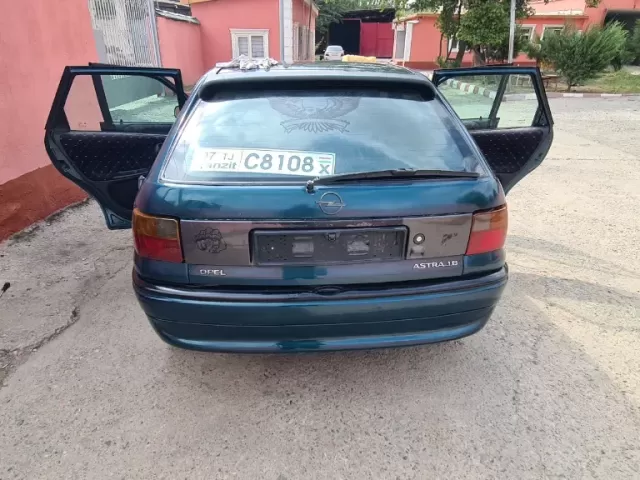 Opel Astra F 1, avtobaza.tj