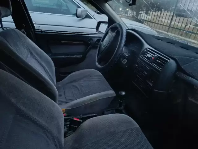 Opel Vectra A, 1995 1, avtobaza.tj