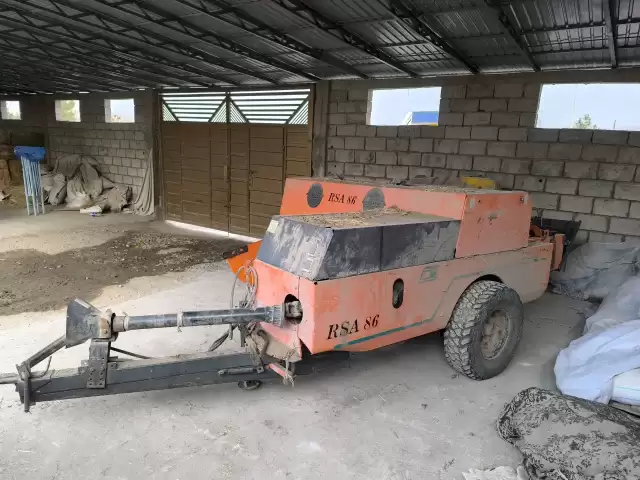 Трактор МТЗ, 2011 1, avtobaza.tj Трактор МТЗ, 2011 1, avtobaza.tj