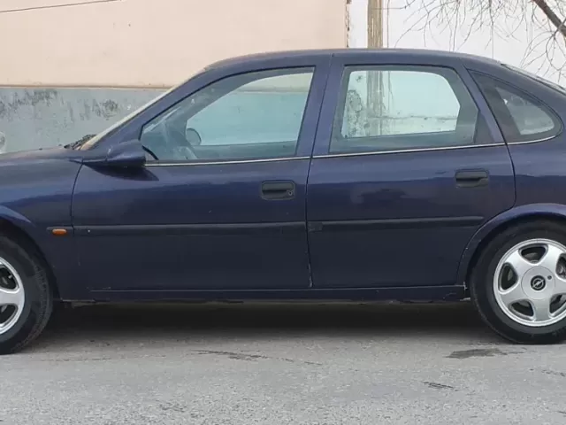 Opel Vectra B 1, avtobaza.tj