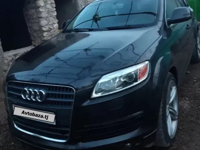 Audi Q7 1, avtobaza.tj