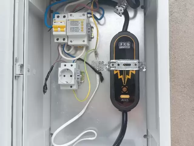 Установка зарядка электромобиль 1, farmo.tj