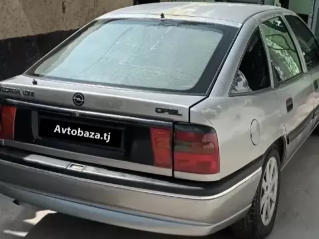 Opel Vectra A 1, avtobaza.tj