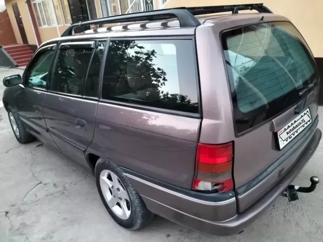 Opel Astra F 1, avtobaza.tj