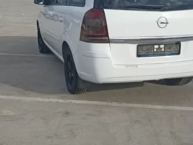 Opel Zafira 1, avtobaza.tj