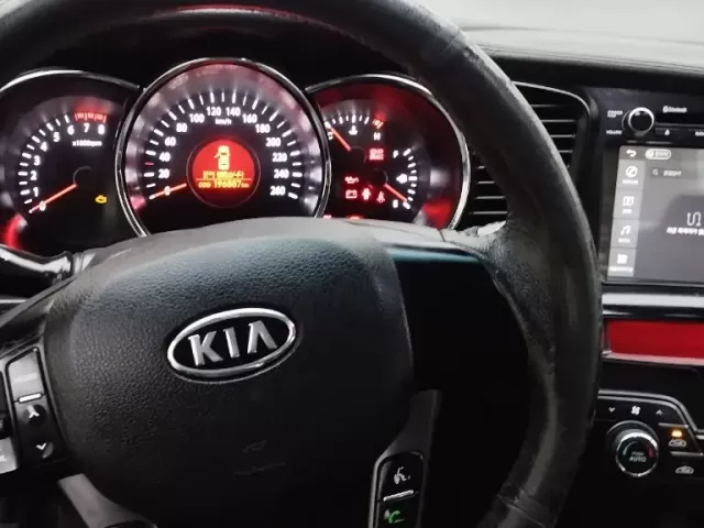 Kia K5, 2011 1, avtobaza.tj