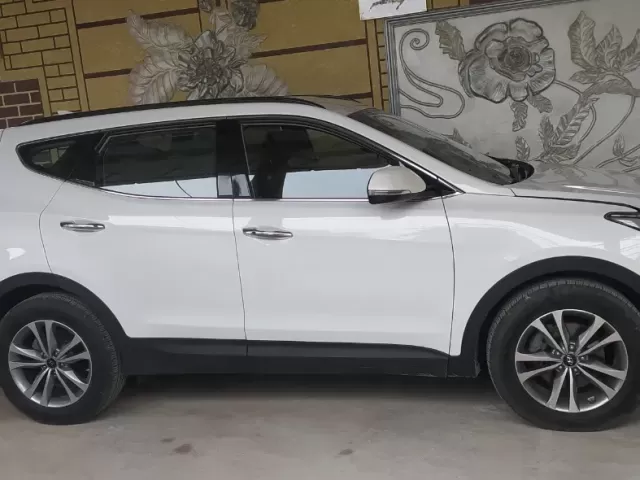 Hyundai Santa Fe, 2015 1, avtobaza.tj
