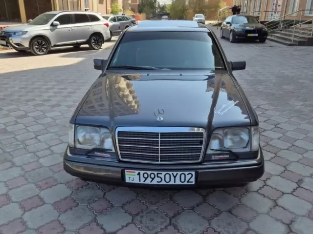 Mercedes-Benz W124, 1995 1, avtobaza.tj